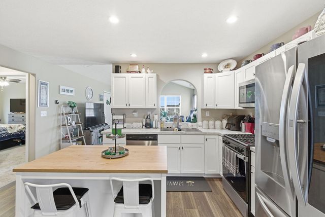 133 Star Gazer Drive, Georgetown, KY 40324