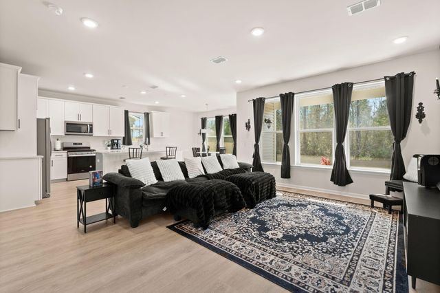 265 Wappoo Trace Lane, Summerville, SC 29486