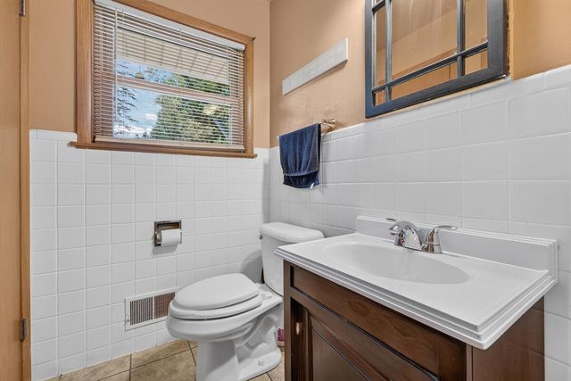 3523 W Pelican LANE, Brown Deer, WI 53209