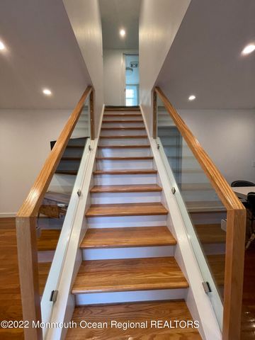 282 Berger Avenue, Oakhurst, NJ 07755