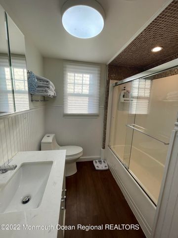 282 Berger Avenue, Oakhurst, NJ 07755