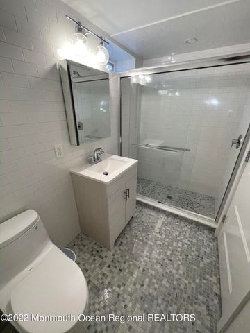 282 Berger Avenue, Oakhurst, NJ 07755