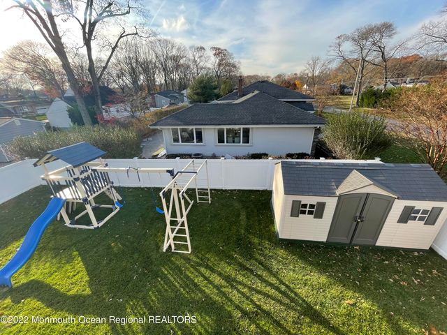 282 Berger Avenue, Oakhurst, NJ 07755