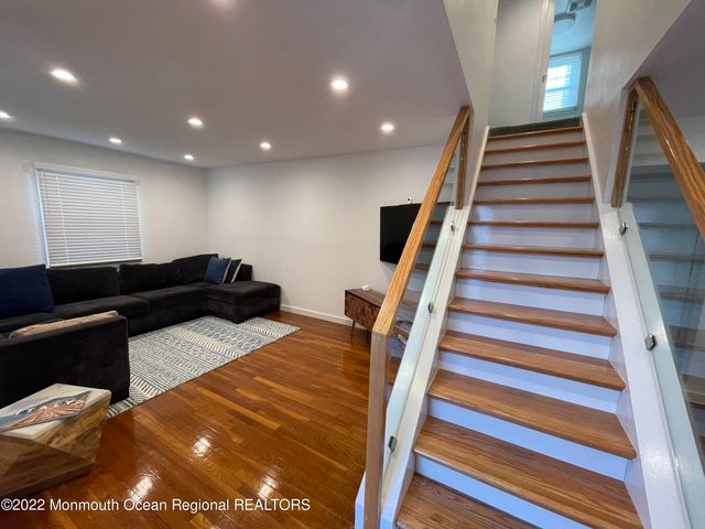 282 Berger Avenue, Oakhurst, NJ 07755