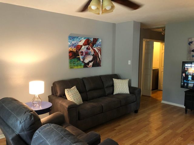 2911 Gage Dr, Benton, AR 72019