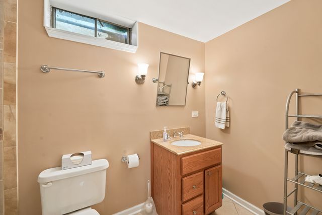 25 E Wilson Avenue, Lombard, IL 60148