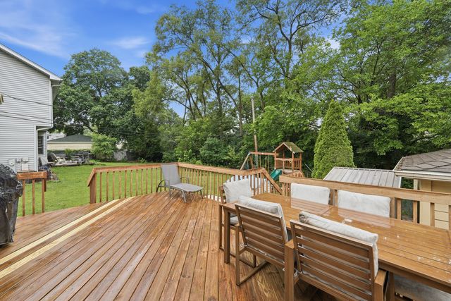 25 E Wilson Avenue, Lombard, IL 60148