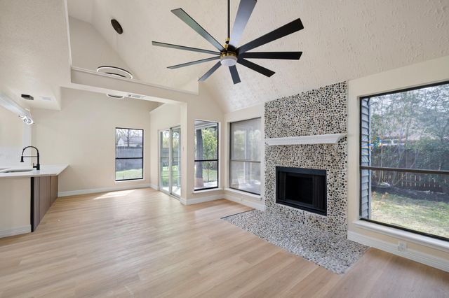 6900 Foxcroft Lane, Humble, TX 77338