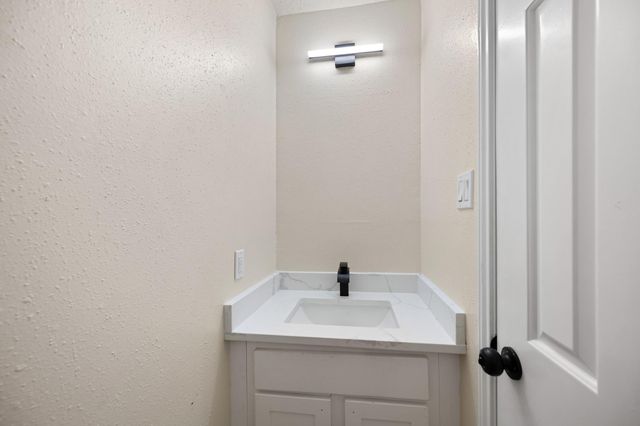 6900 Foxcroft Lane, Humble, TX 77338