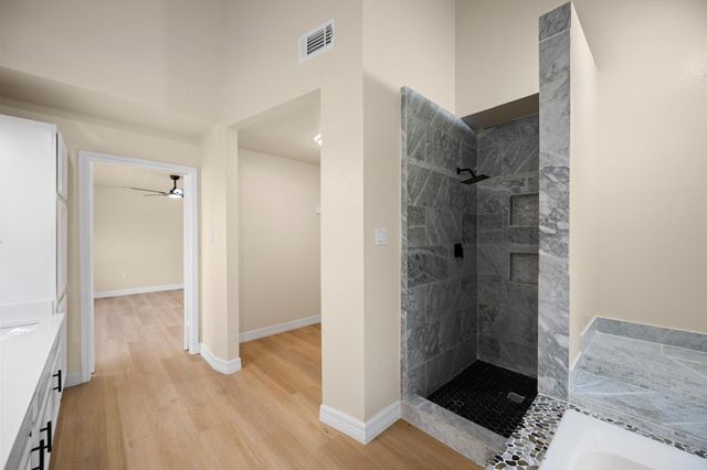 6900 Foxcroft Lane, Humble, TX 77338