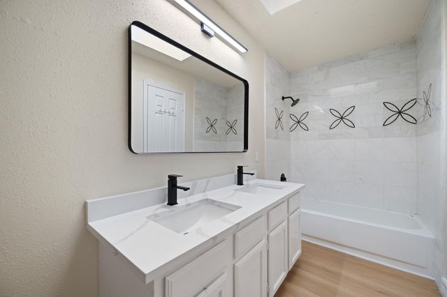 6900 Foxcroft Lane, Humble, TX 77338