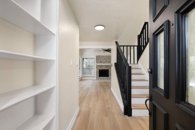 6900 Foxcroft Lane, Humble, TX 77338