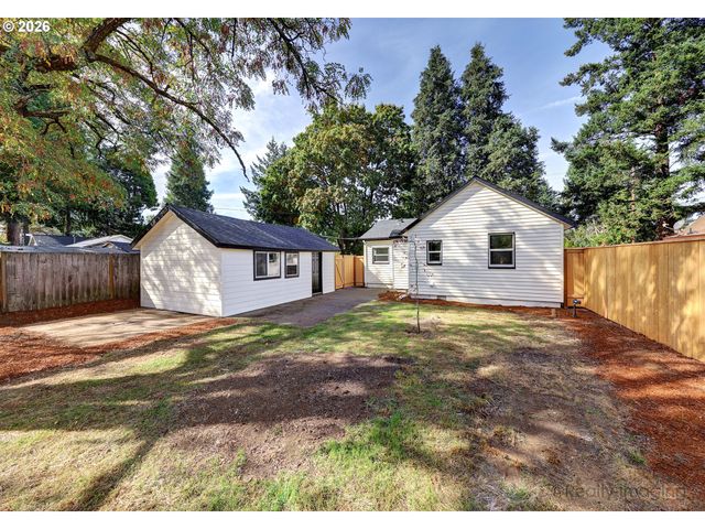 2814 Se 145TH Ave, Portland, OR 97236