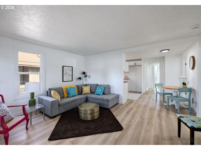 2814 Se 145TH Ave, Portland, OR 97236
