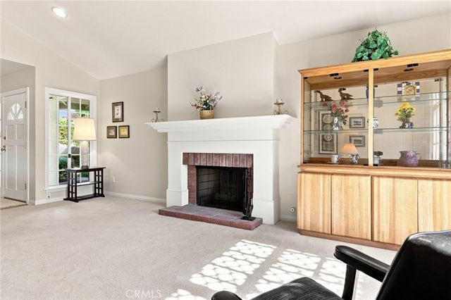 27383 Oak Summit, Agoura Hills, CA 91301
