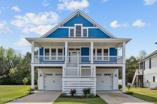 372 Summerhouse Drive, Holly Ridge, NC 28445