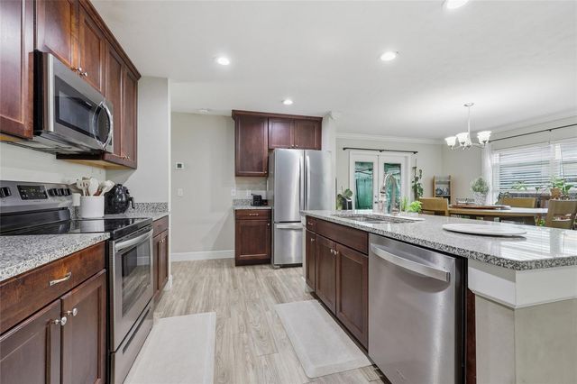 25118 SW 9TH LANE, Newberry, FL 32669