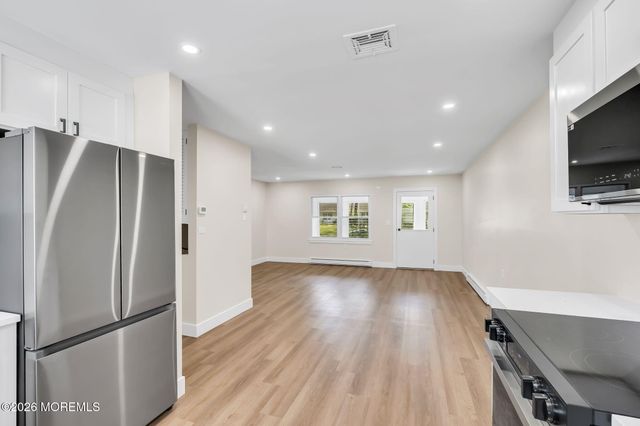 50B Cambridge Court 100b, Lakewood, NJ 08701