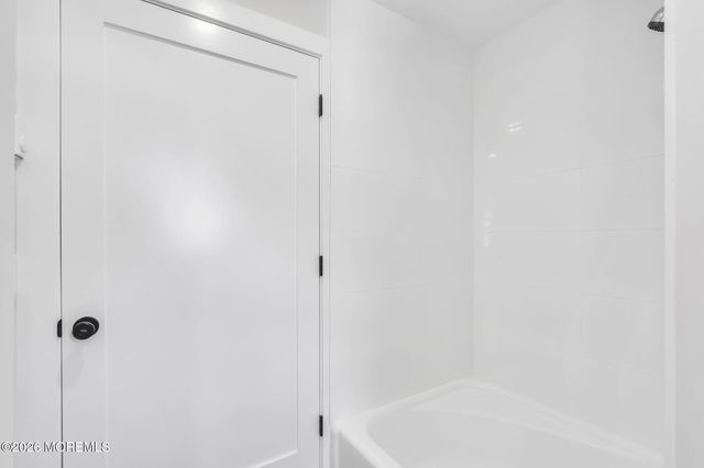 50B Cambridge Court 100b, Lakewood, NJ 08701