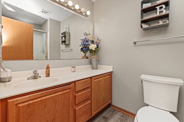 701 SE Dovetail Road 7, Grimes, IA 50111