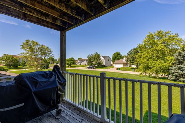 701 SE Dovetail Road 7, Grimes, IA 50111