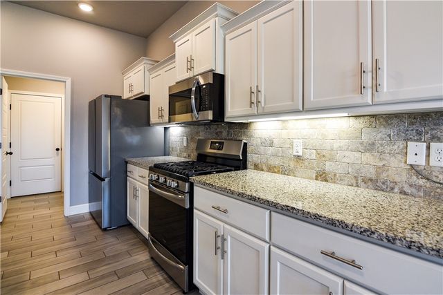 531 Melrose Place, Bentonville, AR 72712
