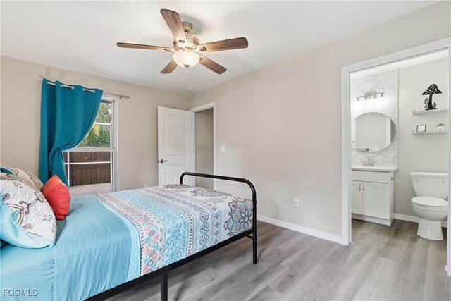 5801 Crystal Lake LN 101, North Fort Myers, FL 33917