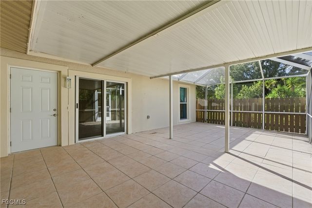 5801 Crystal Lake LN 101, North Fort Myers, FL 33917