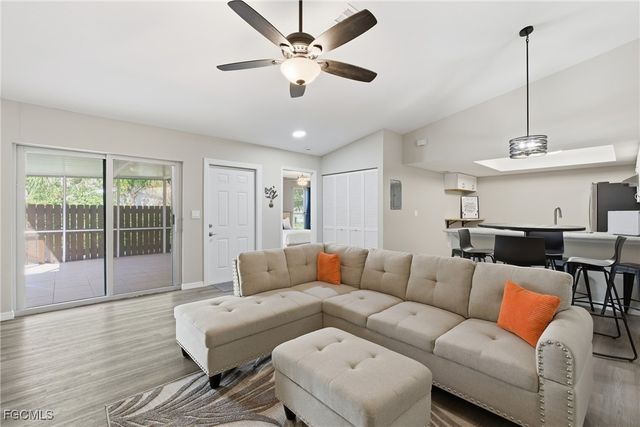 5801 Crystal Lake LN 101, North Fort Myers, FL 33917