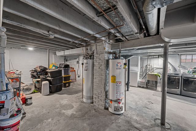 953 Hirsch Boulevard, Calumet City, IL 60409