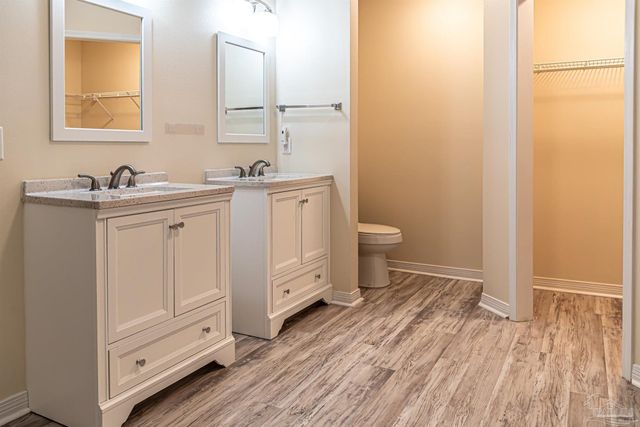 2528 Tarkiln Oak Cir, Pensacola, FL 32506