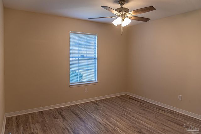 2528 Tarkiln Oak Cir, Pensacola, FL 32506