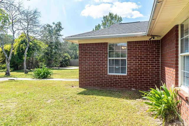 2528 Tarkiln Oak Cir, Pensacola, FL 32506
