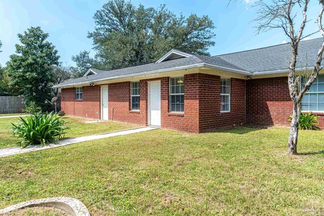 2528 Tarkiln Oak Cir, Pensacola, FL 32506