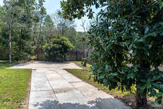 2528 Tarkiln Oak Cir, Pensacola, FL 32506