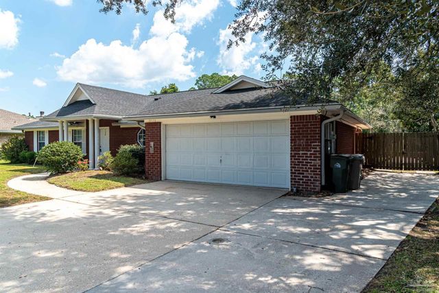 2528 Tarkiln Oak Cir, Pensacola, FL 32506