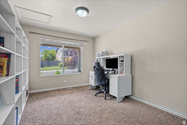 8848 N FRANKLIN DR, Eagle Mountain, UT 84005