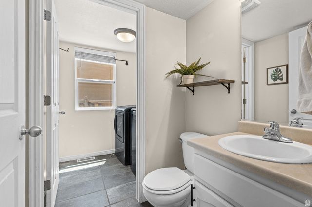 8848 N FRANKLIN DR, Eagle Mountain, UT 84005