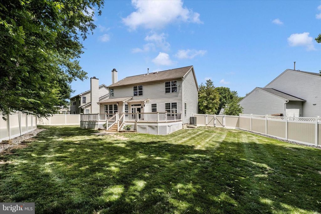 Image 38 of property listing at 803 APACHE CT, Frederick, MD 21701