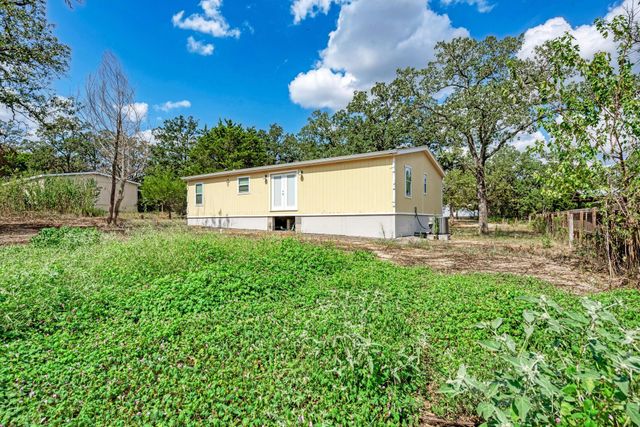 107 Long Shadow DR, Bastrop, TX 78602