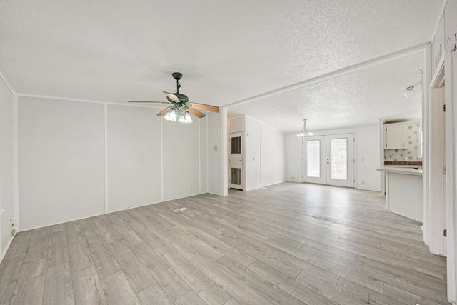 107 Long Shadow DR, Bastrop, TX 78602