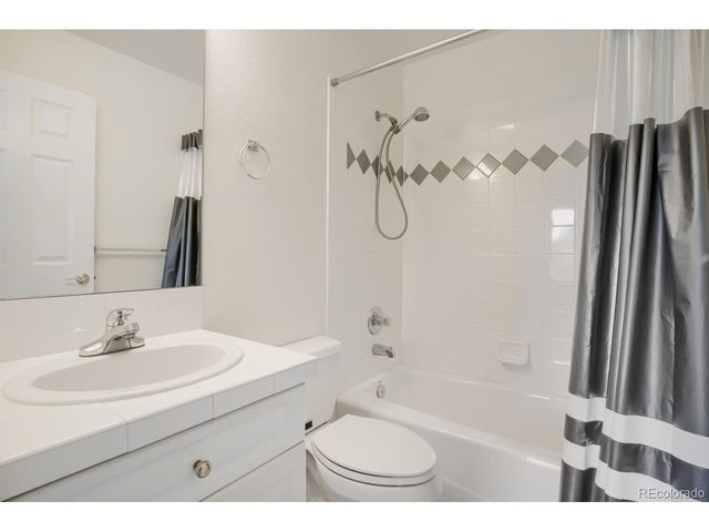 2660 S University Blvd P, Denver, CO 80210