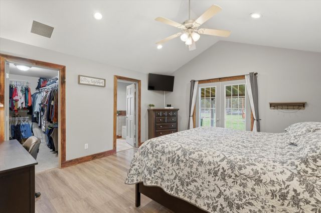 15965 Parkway Drive, La Pine, OR 97739