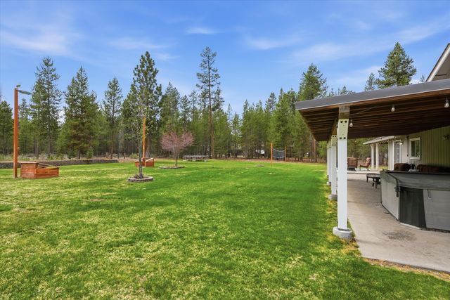15965 Parkway Drive, La Pine, OR 97739