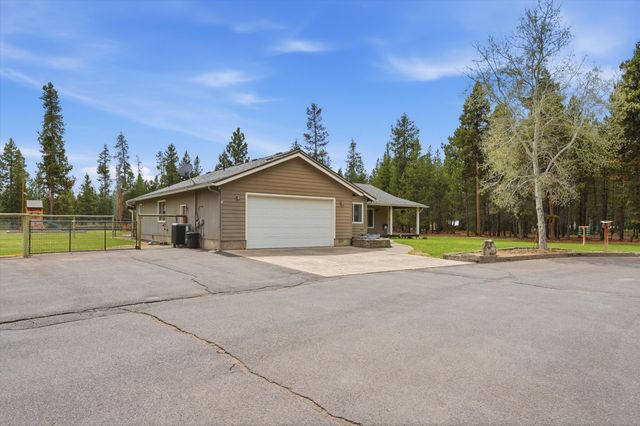 15965 Parkway Drive, La Pine, OR 97739