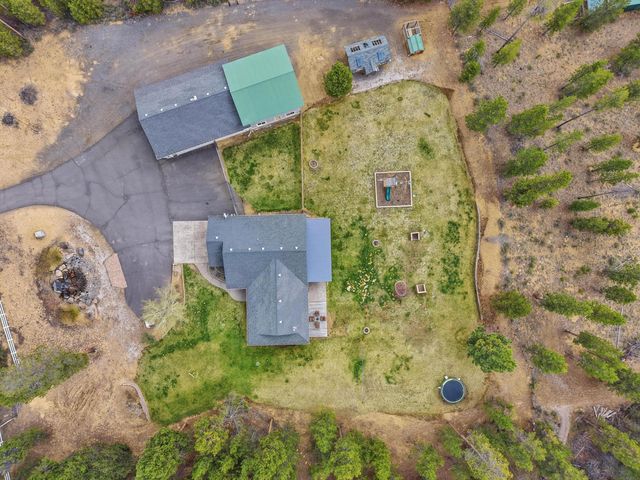 15965 Parkway Drive, La Pine, OR 97739