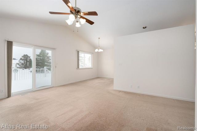 10200 Hawthorne Circle, Goodrich, MI 48438