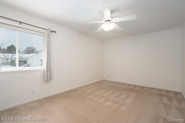 10200 Hawthorne Circle, Goodrich, MI 48438