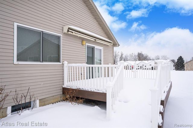 10200 Hawthorne Circle, Goodrich, MI 48438