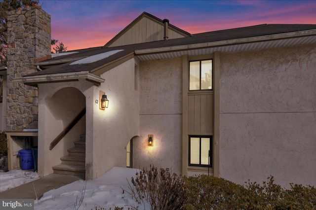 12 MUIRFIELD DR, Reading, PA 19607